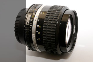 Nikon AI-S 85mm 2,0